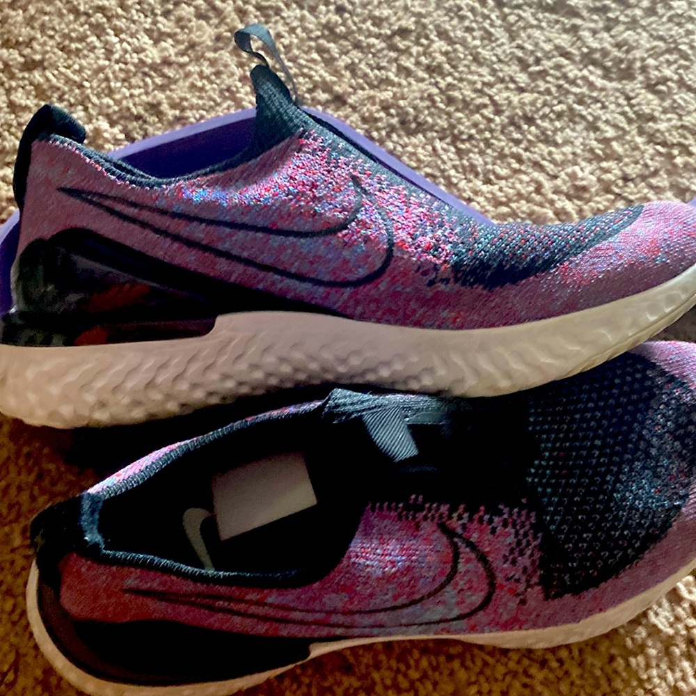 Nike shoes
